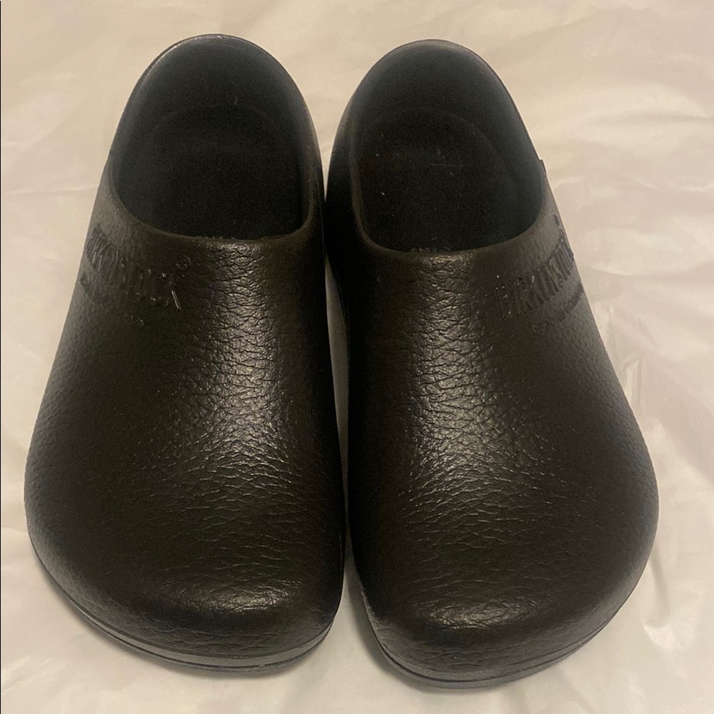 Birkenstock Black Textured Clogs